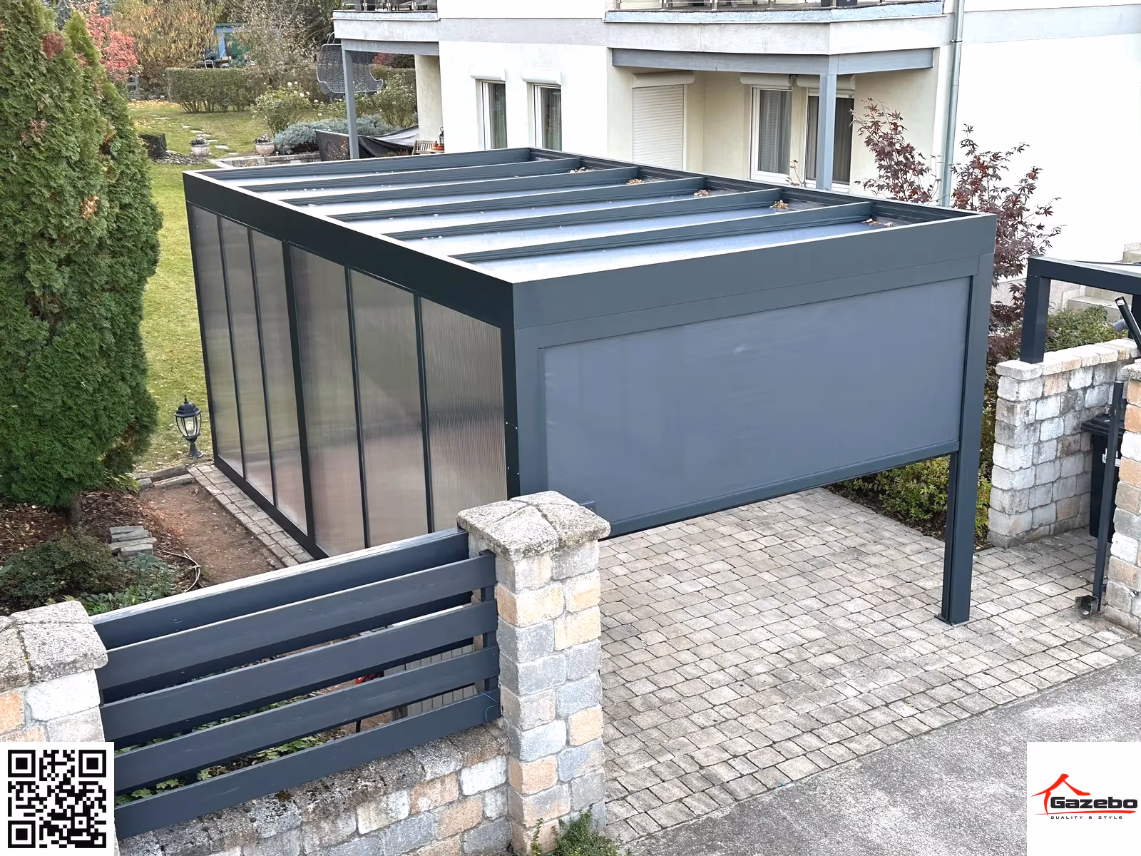 Bezúdržbová hliníková konštrukcia prístrešku pre auto