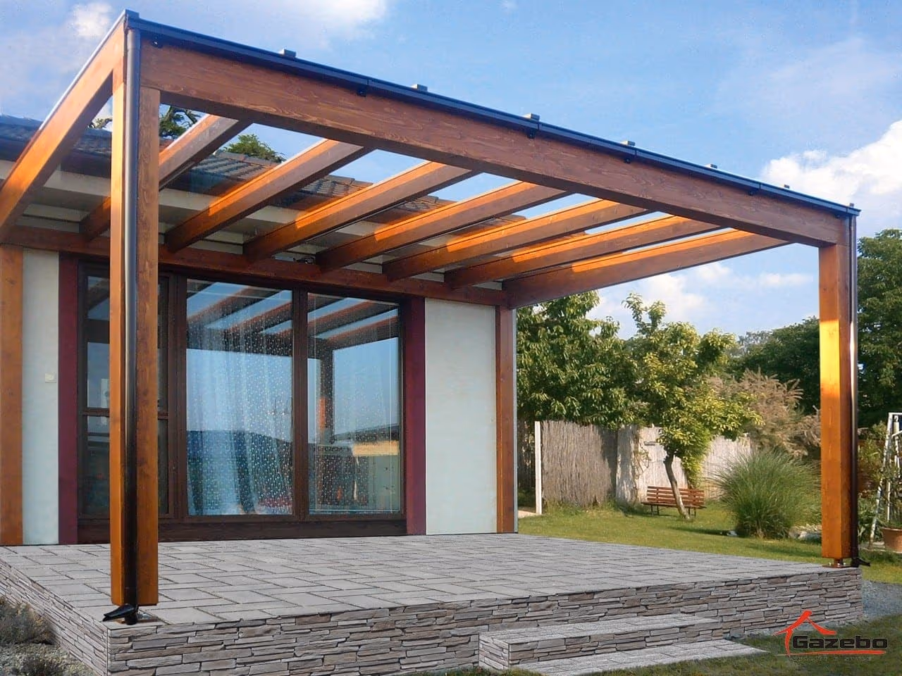 Drevená pergola Milano s minimálnym sklonom strechy nad posedením