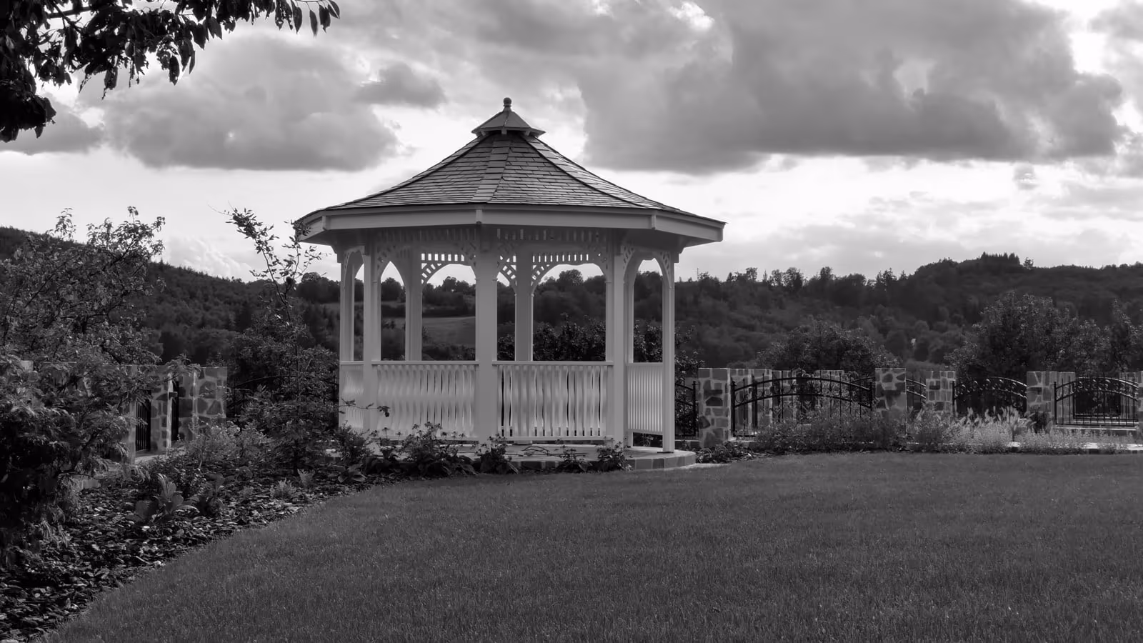 Záhradný altánok na mieru od Gazebo s.r.o.